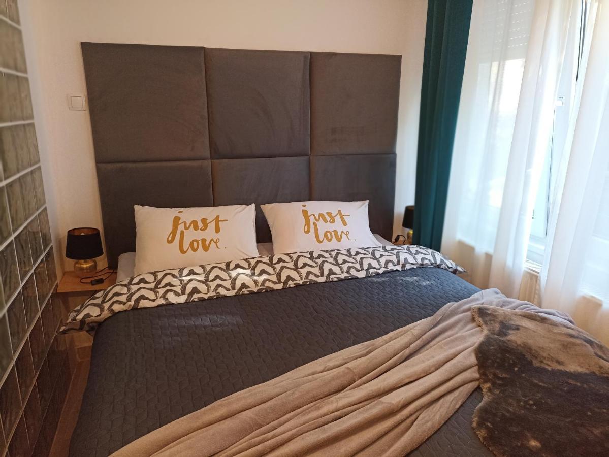 Apartment Close2Park *** ชาโคเว็ค ภายนอก รูปภาพ