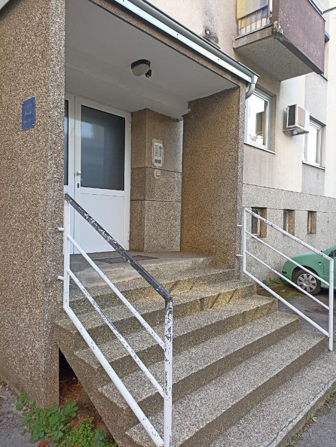 Apartment Close2Park *** ชาโคเว็ค ภายนอก รูปภาพ